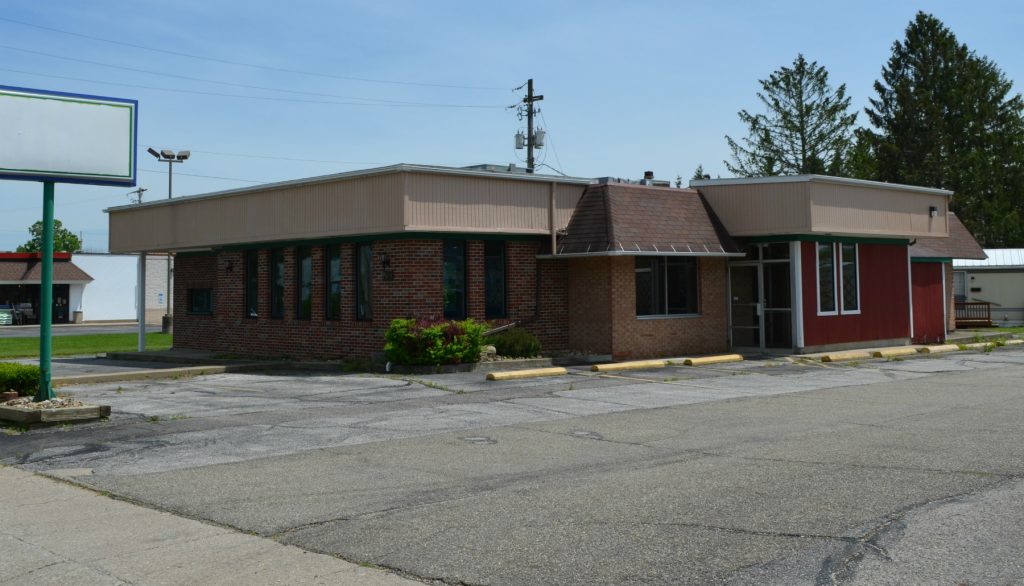 9644 E Center St, Windham, OH 44288 JS English Company