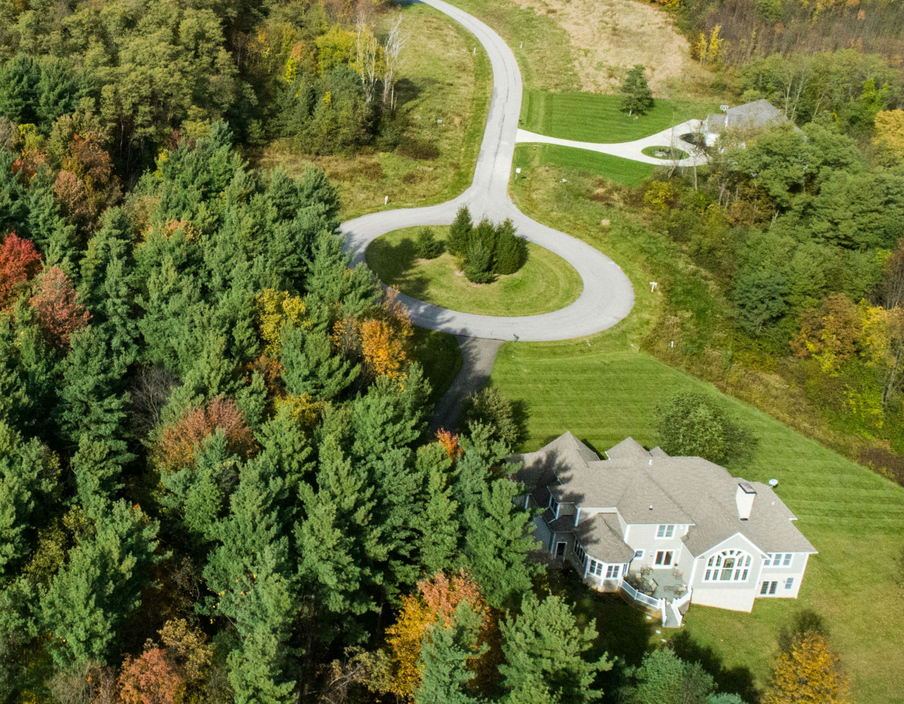 House culdesac JS English Company